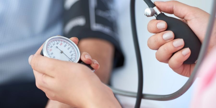Wie hoch darf der Blutdruck sein? - Puls Deutschland